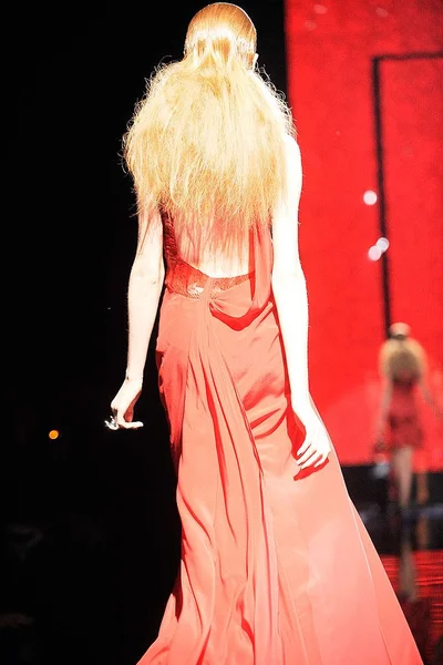 Look 98